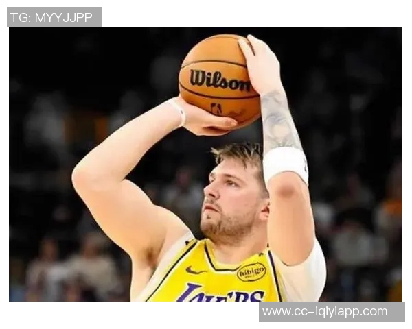 拉拉维亚谈得分表现称与东契奇搭档让比赛变得轻松愉快