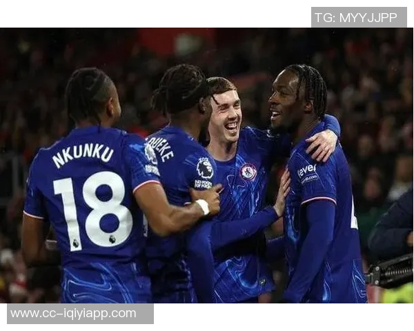 切尔西正式激活条款召回20岁后卫安塞尔米诺重返球队助力新赛季