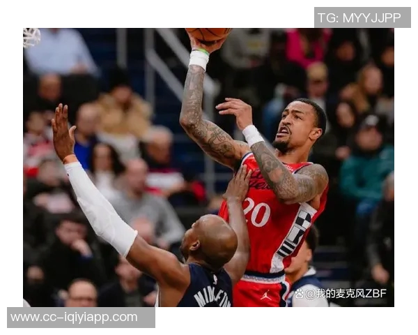 杰明为哈登落地出手相助科林斯误解引发激烈冲突与推搡 杰明为哈登落地出手相助科林斯误解引发激烈冲突与推搡